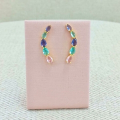 Brinco Ear-Cuff Cristais Coloridos na internet