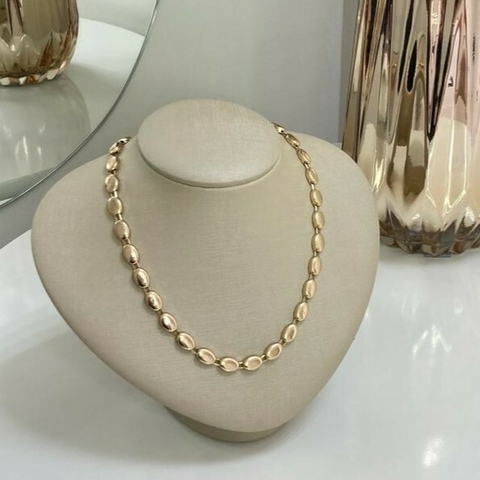 Colar com Designer de Peças Ovais Pequena