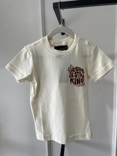 Camisa Jesus is still King (Jesus ainda é Rei) Off na internet