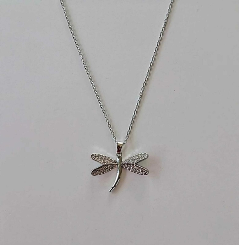 Colar Libélula em Aço