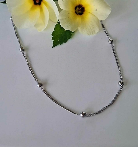 Colar Bolinhas em Aço