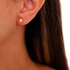 Brinco Bola Fosca 6mm Banhado a Ouro 18K - comprar online