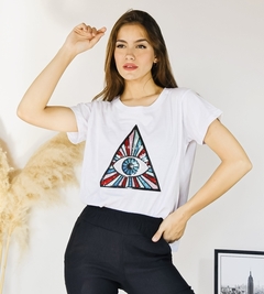 Remera Triangulo Ojo - comprar online