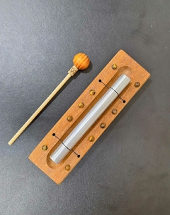 Sino tibetano Pin com detalhes (14x4cm)
