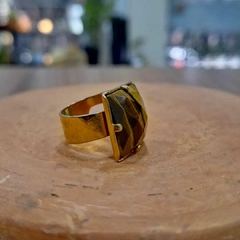 Anel Olho de tigre facetado 9G premium (regulável) Acabamento dourado na internet
