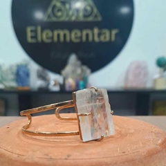 Bracelete Calcita optica premium acabamento dourado