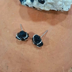 Brinco Turmalina negra Garra - comprar online