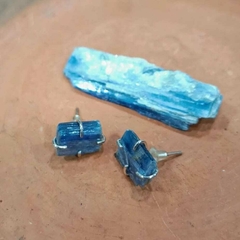 Brinco Cianita azul Garra