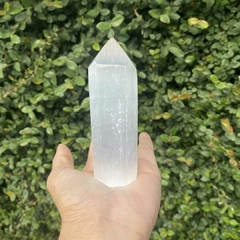 Ponta de Selenita branca 18cm