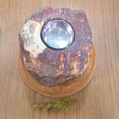 Porta velas lapidado em Quartzo vermelho rústico