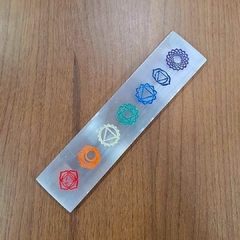 Régua 7 chakras em Selenita branca com cores - comprar online
