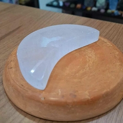 Lua em Selenita branca 10cm