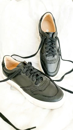 MODELO ITALY NUIT
