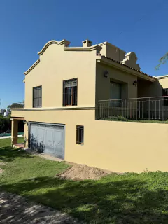 B° CUMBRES DEL GOLF ▪︎ VILLA ALLENDE ▪︎ APTO CREDITO / 4 DORMITORIOS/ TELF 3516229707 en internet