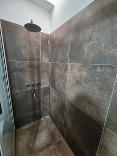 Imagen de B° URCA - 4 DORMITORIOS - 4 BAÑOS - CONSULTAS AL 3516-229707