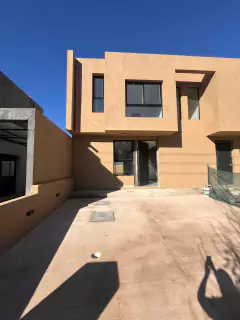 B° DISTRITO SUR - 3 DORMITORIOS - 3 BAÑOS- 3516229707 - comprar online