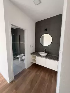 B° DISTRITO SUR - 3 DORMITORIOS - 3 BAÑOS- 3516229707 en internet