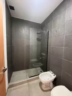B° DISTRITO SUR - 3 DORMITORIOS - 3 BAÑOS- 3516229707