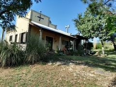 TANTI - CASA DE DOS PLANTAS CON DOS DORMITORIOS - CONSULTAS 3516229707 - BR HAUS