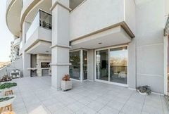 B° Villa Belgrano - 4 dormitorios - 3 baños - con cochera / consultas al 3516229707 en internet