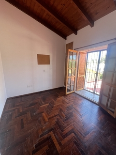 CASA 3 DORMITORIOS DOBLE COCHERA PILETA VILLA BELGRANO CONSULTAS: 3517620375 - comprar online