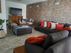 Imagen de B° PADRE CLARET - 4 DORMITORIOS CON 2 BAÑOS Y COCHERA DOBLE - CONSULTAS AL 3516-229707