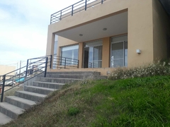 CARLOS PAZ - VILLA DEL LAGO - 4 DORMITORIOS - APTA CRÉDITO - CONSULTAS AL 3513547685 en internet