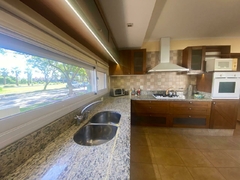 B° JARDIN CLARET - 4 DORMITORIOS Y 3 BAÑOS CON APTO CREDITO - CONSULTAS AL 3516229707