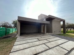 B° VILLA CATALINA - 2 DORMITORIOS CON 2 BAÑOS CON APTO CREDITO - CONSULTAS 351 594-0880 - comprar online