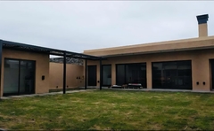 B° JARDIN CLARET - 3 DORMITORIOS - 4 BAÑOS - CONSULTAS AL 3516 48-8248 - tienda online