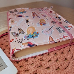 Capa Para Livros Taylor Swift na internet