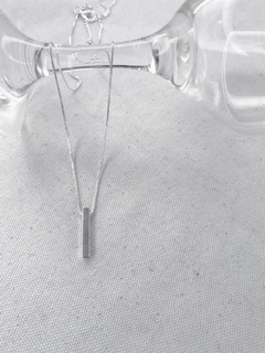 Colar Gabi - Colar barrinha vertical