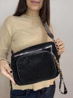 RIÑONERA BRILLOS NEGRA - Lena Boutique