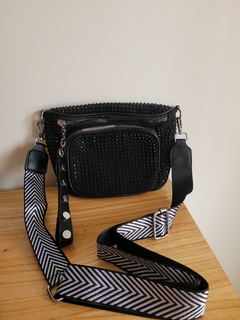 RIÑONERA BRILLOS NEGRA - Lena Boutique
