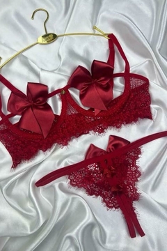 CONJUNTO PRESENTE FETICHE COM LAÇOS -PRESENTE PROIBIDO- - Naia Moda Intima