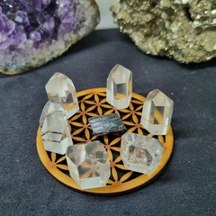 2.9 A 3 CM DE ALTURA. SET DE 6 CRISTALES + TURMALINA NEGRA DE REGALO + FLOR DE LA VIDA DE REGALO - comprar online