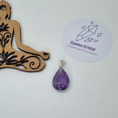 DIJE GOTA CHICA AMATISTA - comprar online