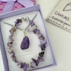 CONJUNTO AMATISTA CON PINO