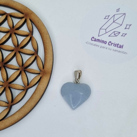 DIJE CORAZÓN DE ANGELITA