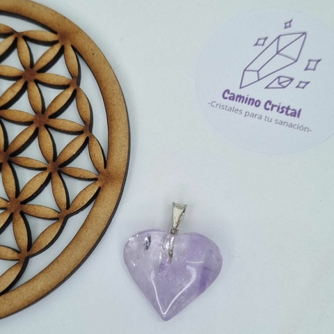 DIJE CORAZÓN DE AMATISTA