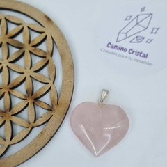 DIJE CORAZÓN DE CUARZO ROSA