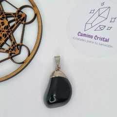 DIJE DE ÓNIX NEGRO CON BAÑO DE ELECTROPLATA en internet