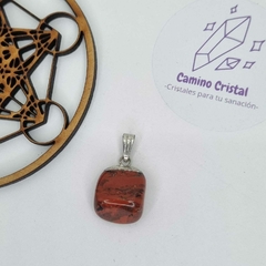 DIJE DE JASPE ROJO CON BAÑO DE ELECTROPLATA - tienda online