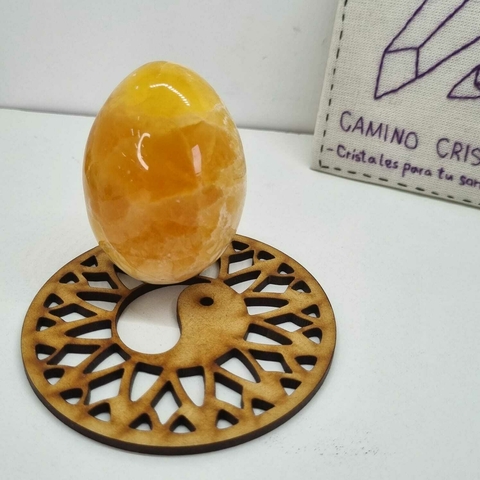 HUEVO GRANDE DE ÓNIX AMARILLO