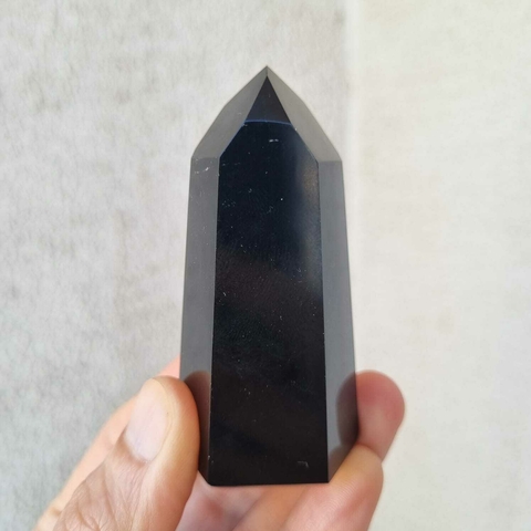 OBELISCO OBSIDIANA NEGRA XXL