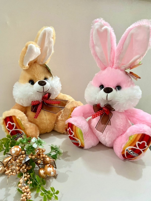 COELHO PELUCIA PASCOA COM LAÇO 37CM FEC7061