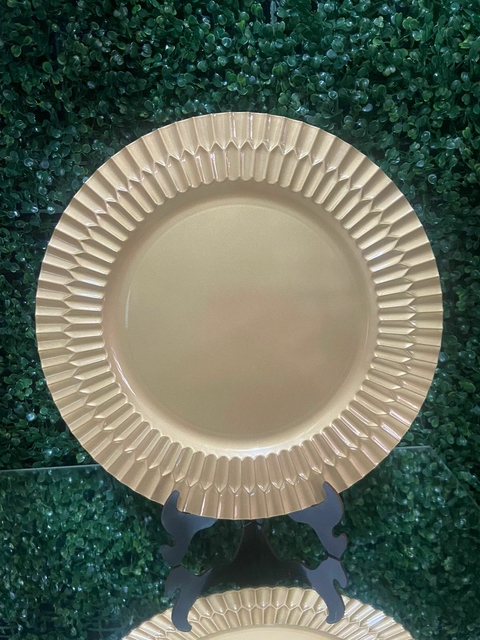 Sousplat de plástico (Dourado) 33D.