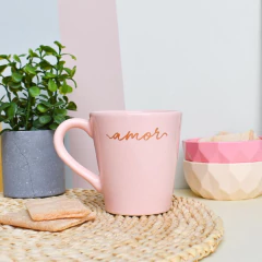 TAZA CONICA PASTEL CON FRACES - A367 - Nuevamoda