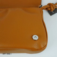 CARTERA - 3956-1 - Nuevamoda
