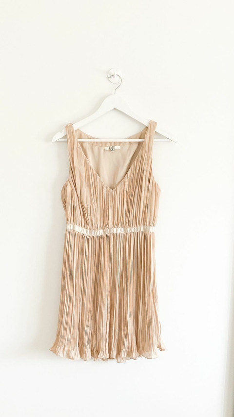 Vestido plisado crema BB DAKOTA